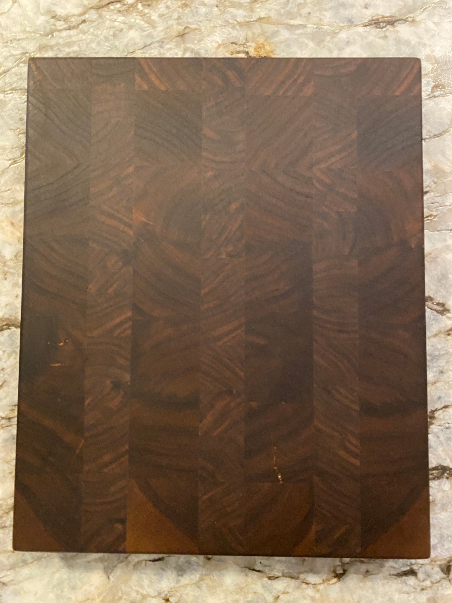 Walnut End Grain Cutting board / Bar Board
