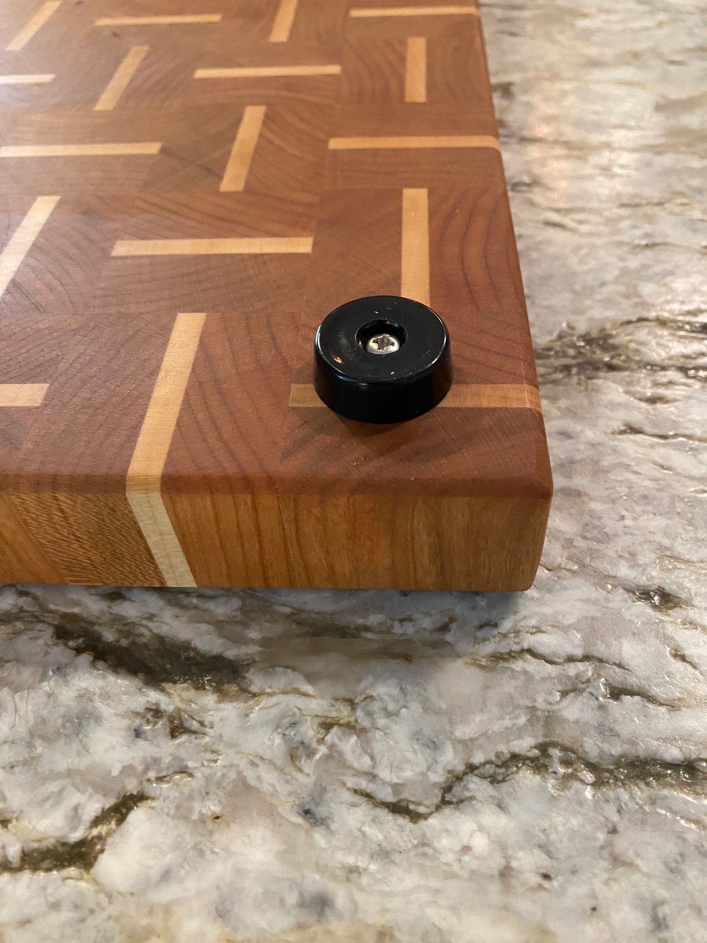 Basket Weave End Grain Brisket board with juice groove (Cherry and Maple)