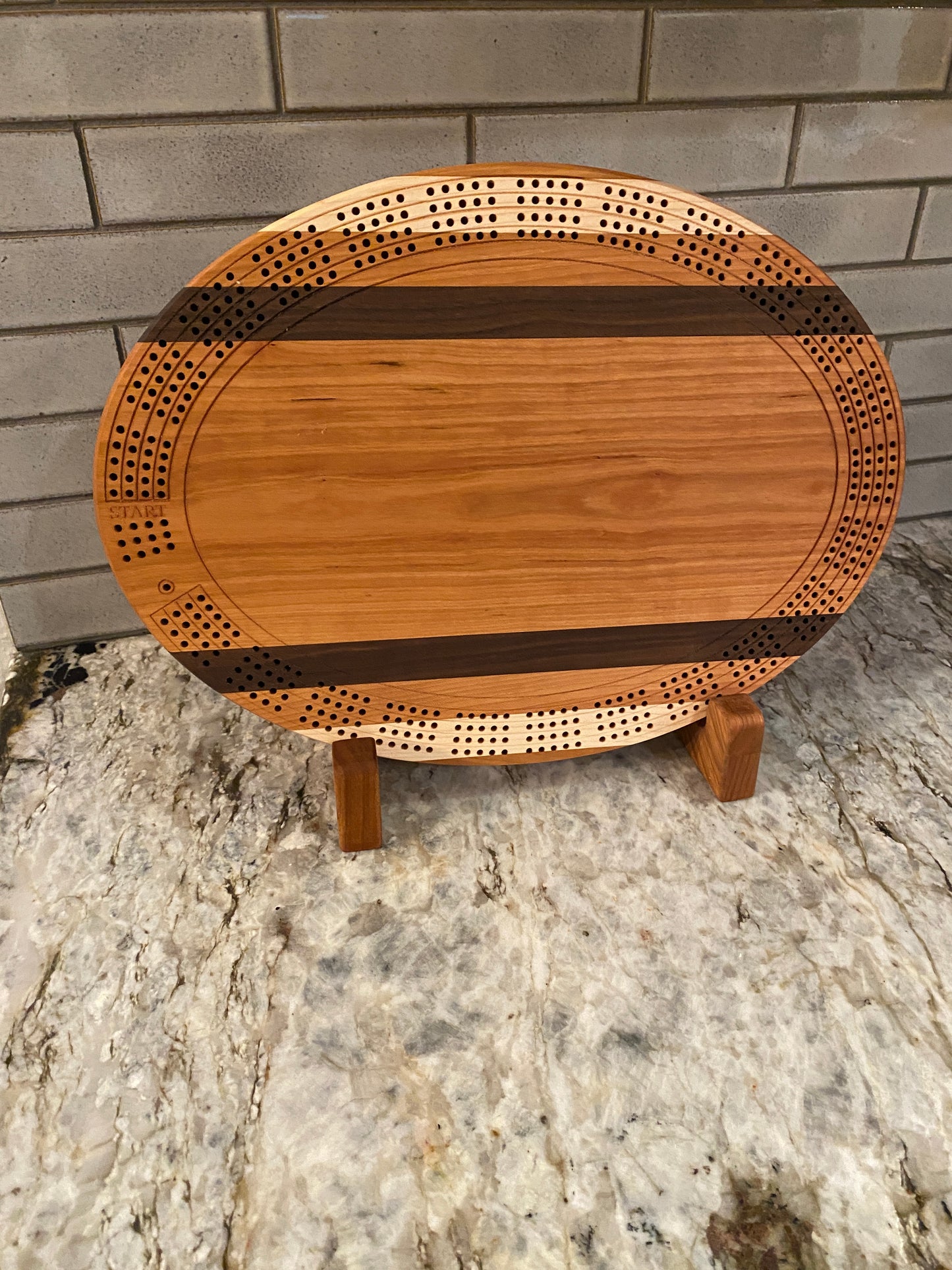Cribbage board - Cherry, Walnut Maple (Customizable) - 4 lane