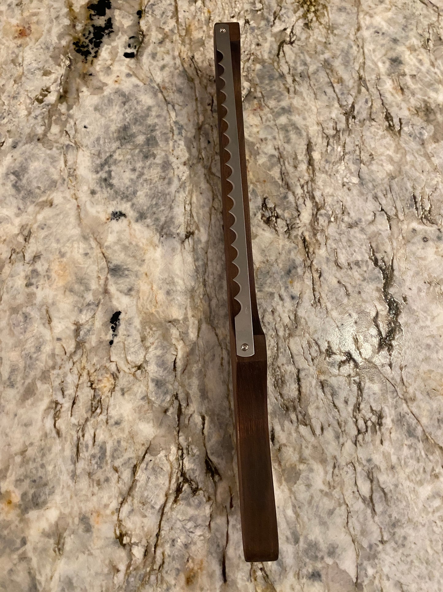 Bread Knife - Walnut