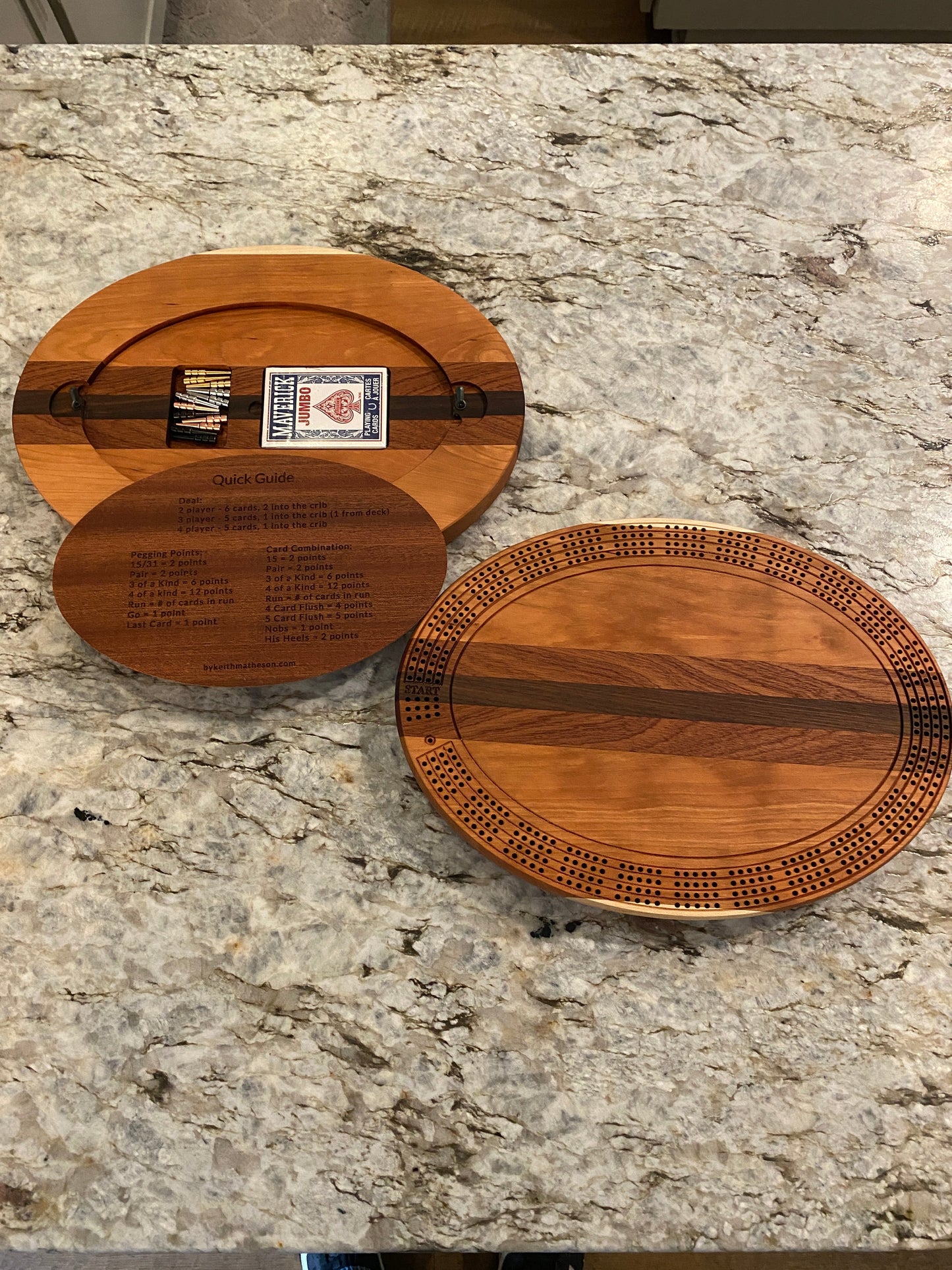 Cribbage board - Cherry, Walnut, Sapele and Maple (Customizable) - 4 lane