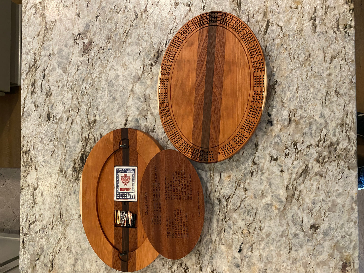Cribbage board - Cherry, Walnut, Sapele and Maple (Customizable) - 4 lane