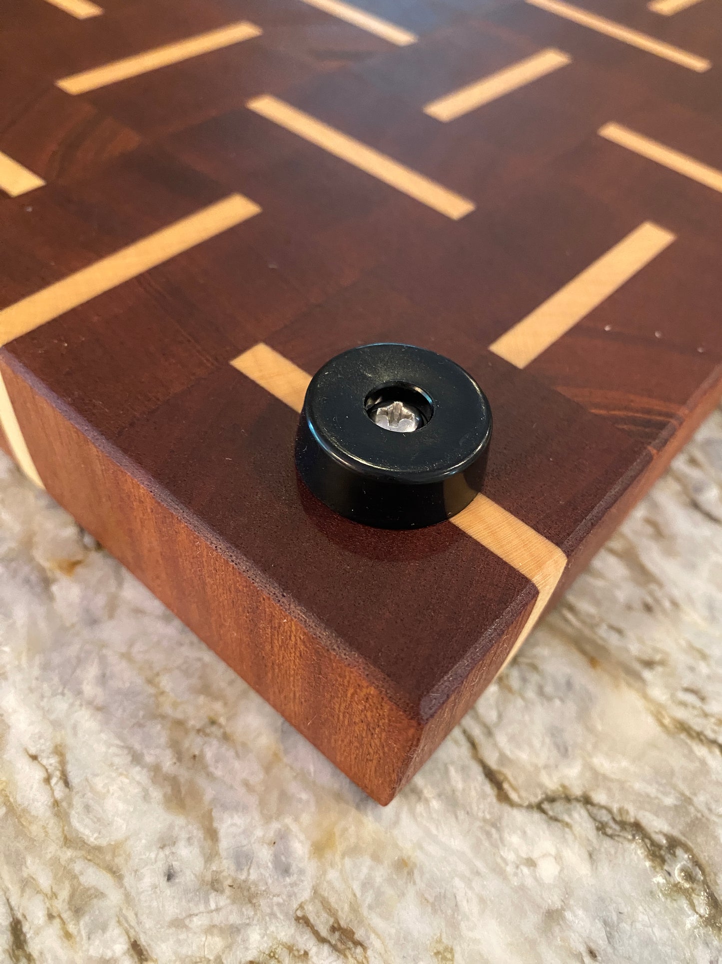 Sapelle end grain cutting board/chopping block with Maple basketweave