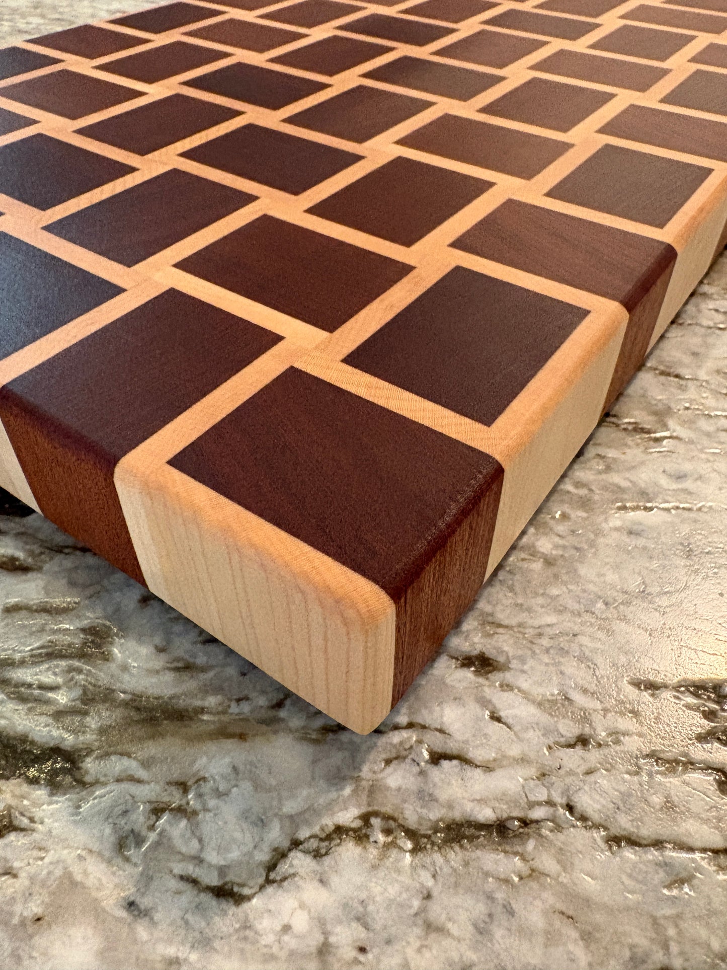 Basket Weave End Grain Brisket board (Sapele and Maple)