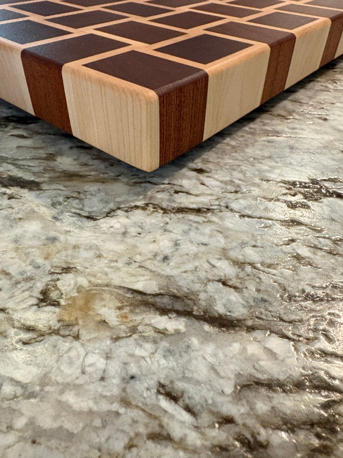 Basket Weave End Grain Brisket board (Sapele and Maple)