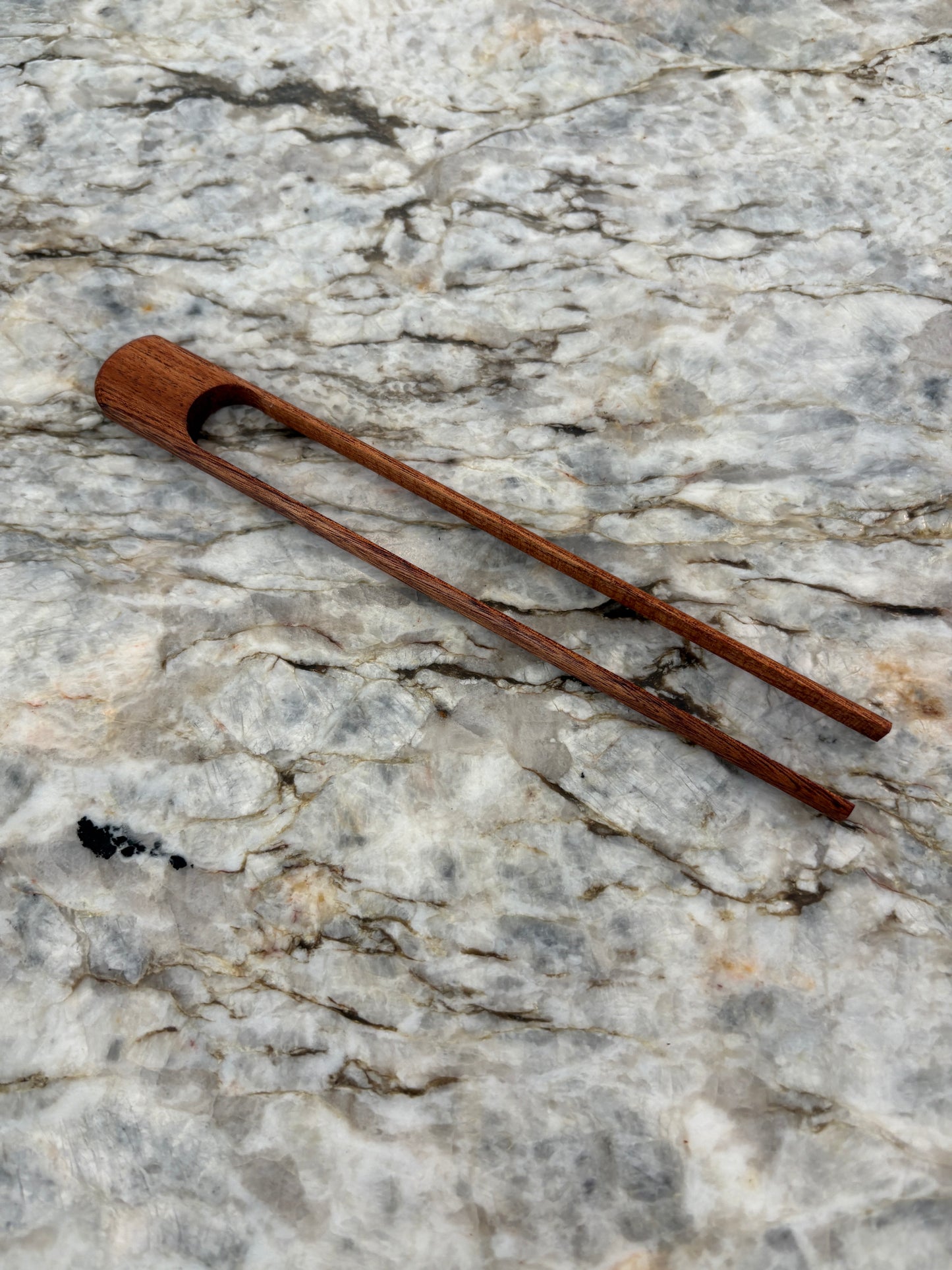 Hardwood toaster tongs