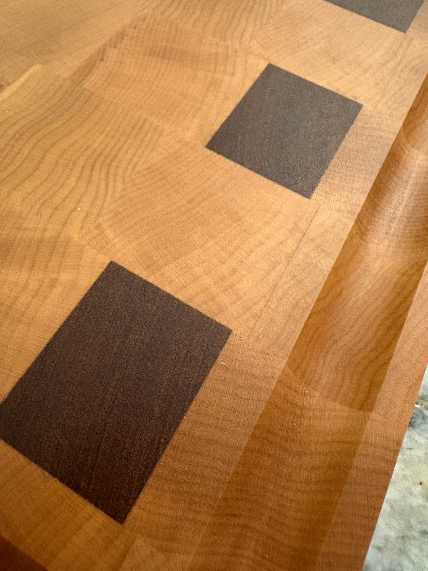 Brisket board with juice groove (Maple and Sapele)