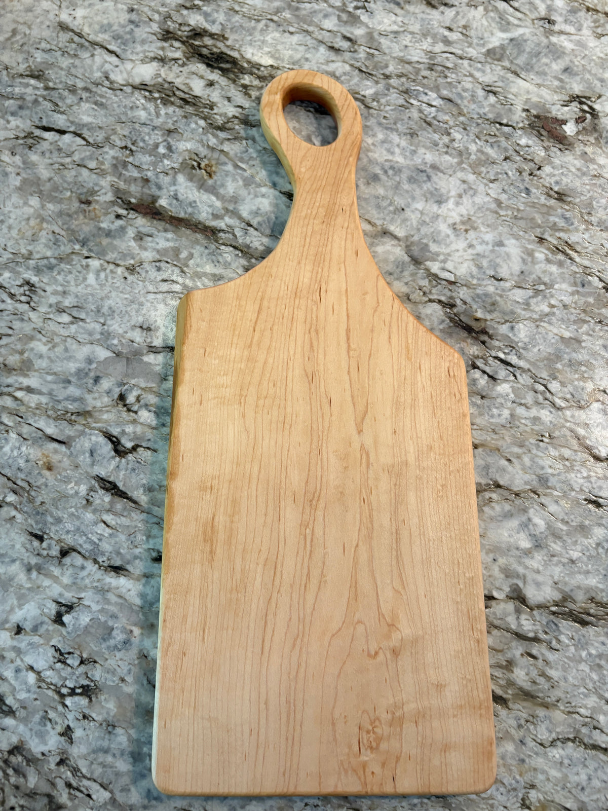 Classic Maple charcuterie board with oval handle