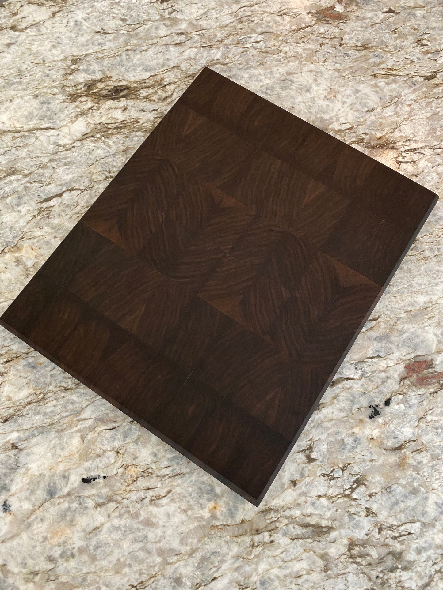 Walnut End Grain with chamfer on both sides