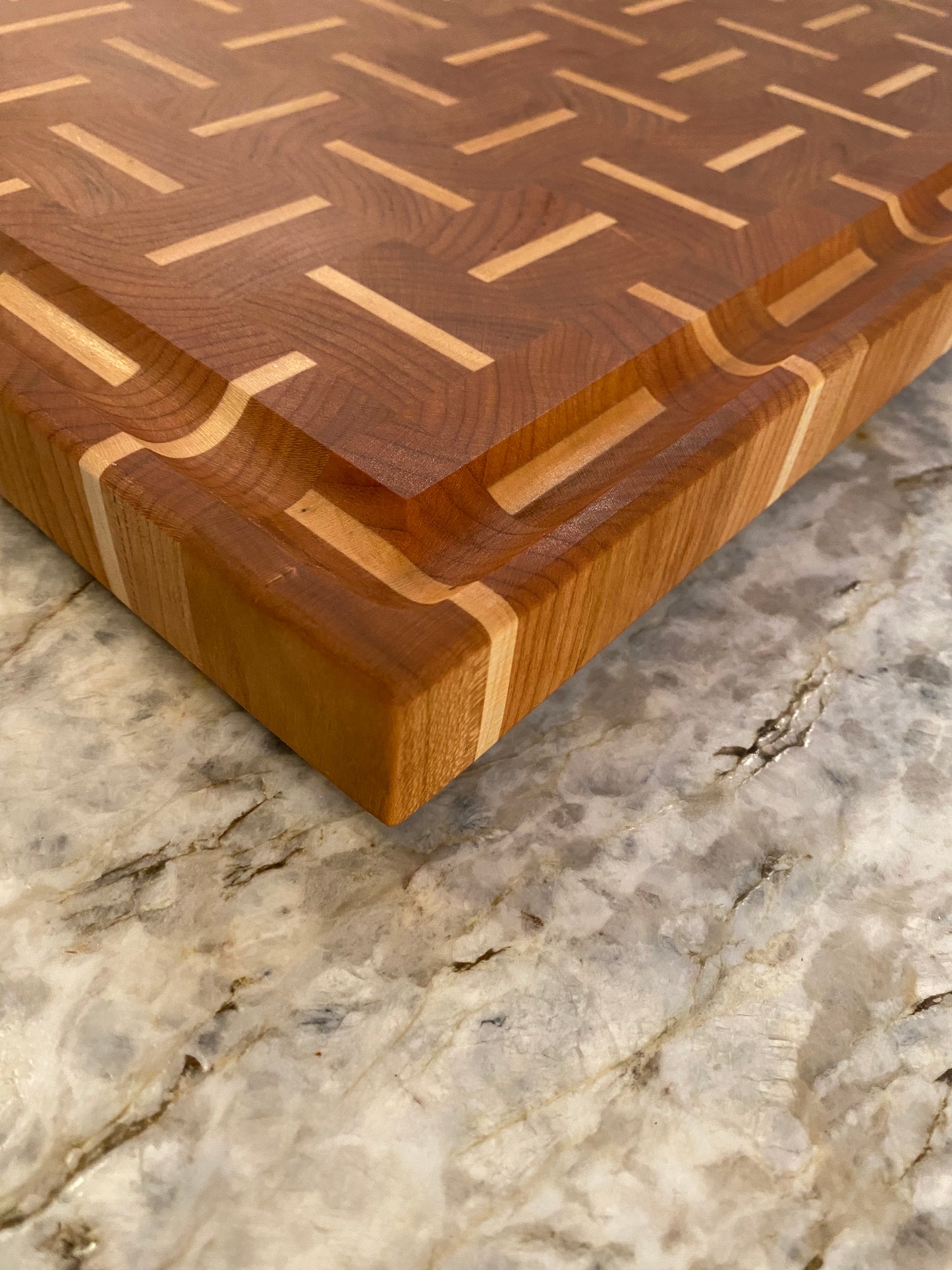 Basket Weave End Grain Brisket board with juice groove (Cherry and Maple)